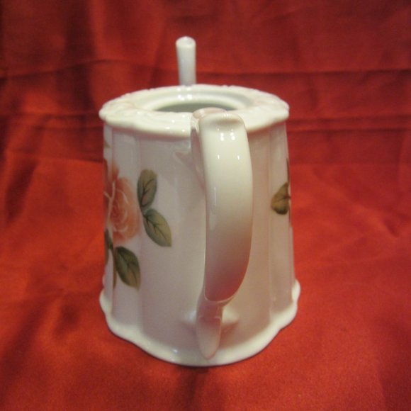 VTG 80'S CHINA TEAPOT, W/PINK ROSES, RIBBED PANELS, NO LID - Picture 2 of 7